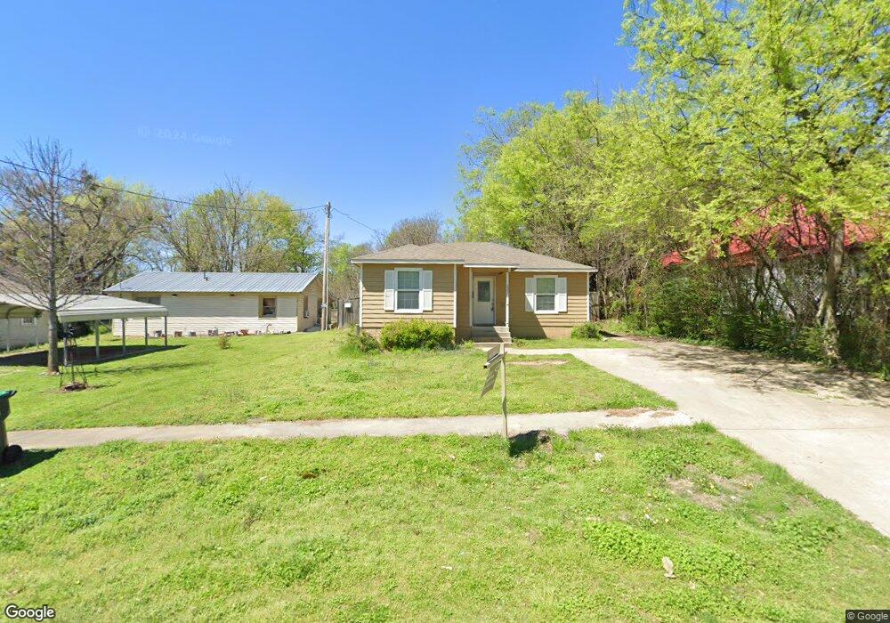 532 S Mission Ave, Tahlequah, OK 74464 - photo 1