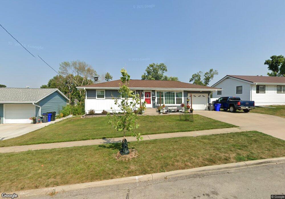 119 Josephine Ln NW, Cedar Rapids, IA 52405 - photo 1