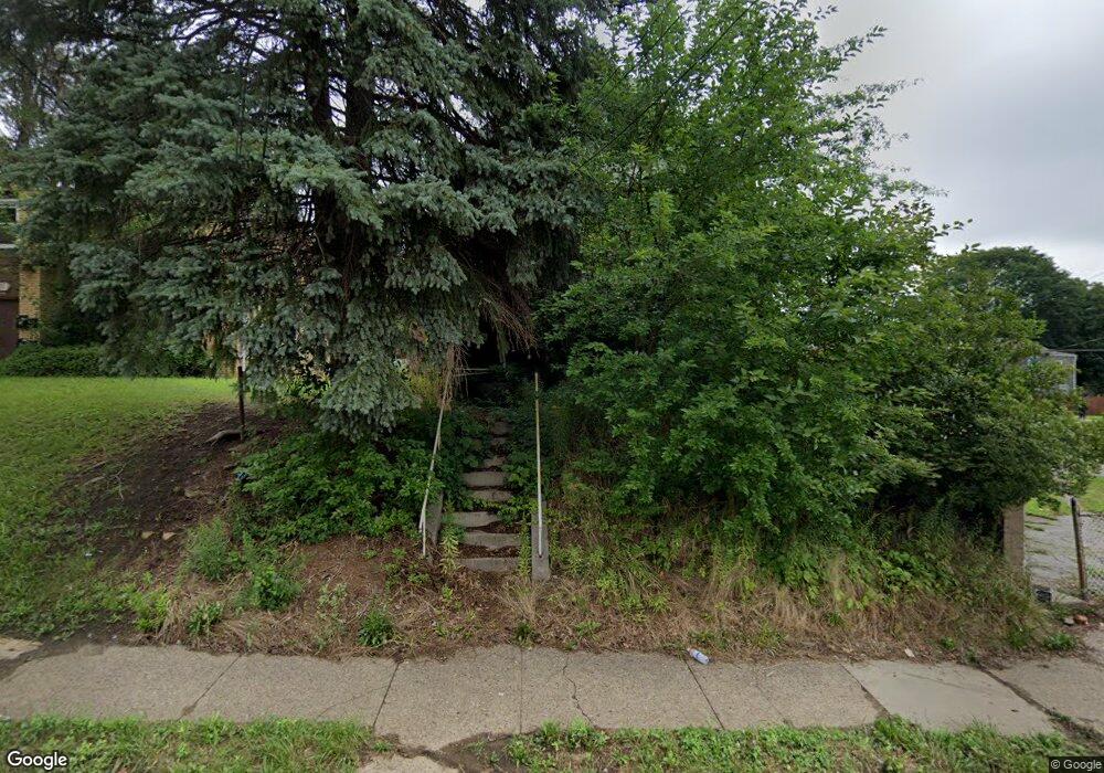 1031 Wallace Ave, Pittsburgh, PA 15221 - photo 1