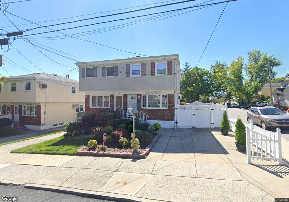 124 Buffalo St, Staten Island, NY 10306 - photo 1