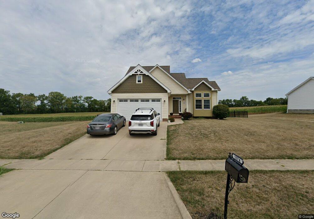 1574 Brooke Park, Circleville, OH 43113 - photo 1
