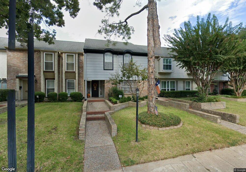 10234 Briar Forest Dr unit 22, Houston, TX 77042 - photo 1