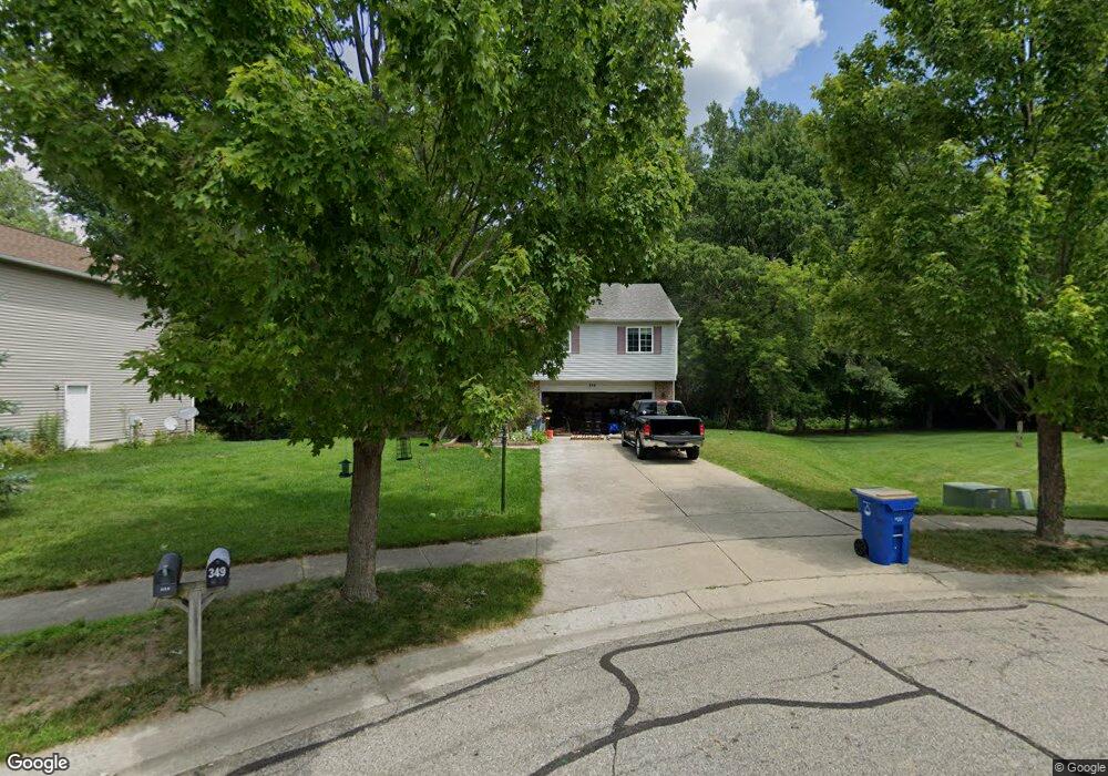 349 Eagle Landings Ct, Waterford, MI 48327 - photo 1