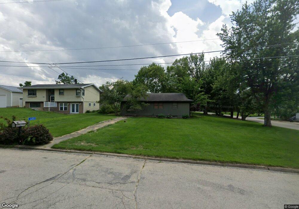 6401 Hickory Blvd, Cedar Rapids, IA 52403 - photo 1