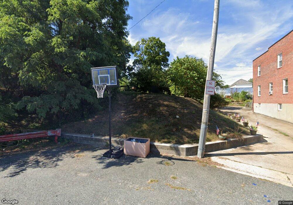 1040 W 43rd St, Baltimore, MD 21211 - photo 1