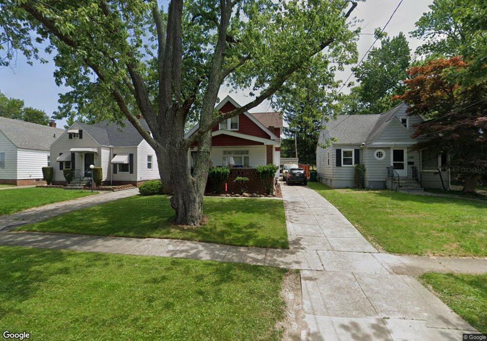 5187 Erwin St, Maple Heights, OH 44137 - photo 1