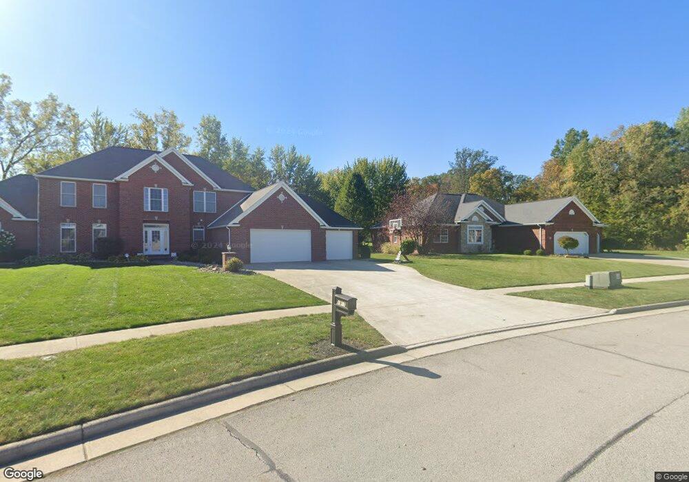 1917 E Spring Ln, Lima, OH 45805 - photo 1