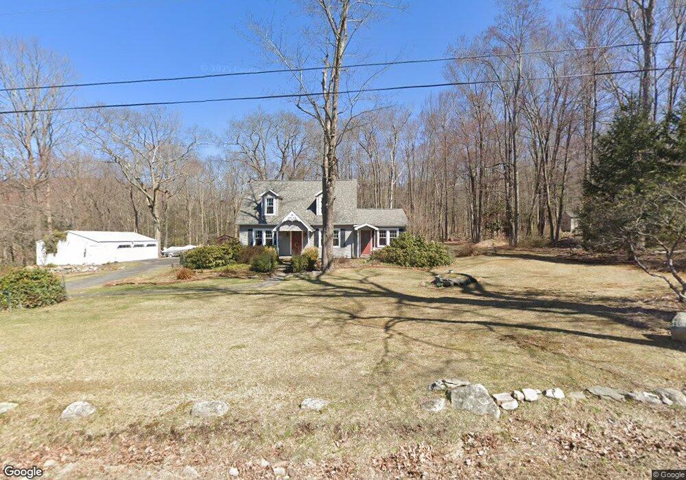 2318 Gravel Rd, Canadensis, PA 18325 - photo 1