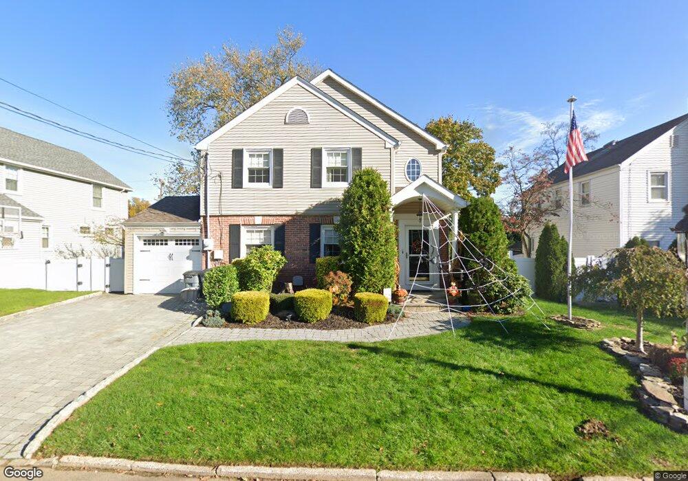 574 Clarendon Ct, River Edge, NJ 07661 - photo 1