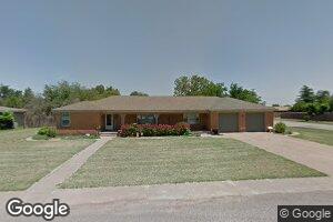 324 E Lincoln St, Hollis, OK 73550