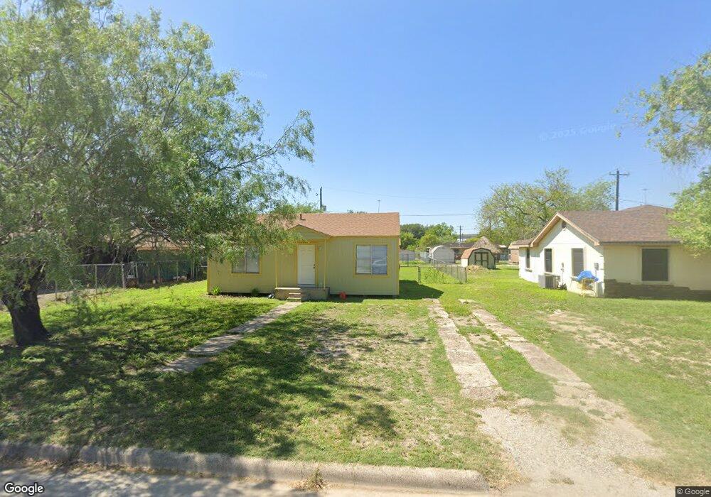 206 E Butler St, Pharr, TX 78577 - photo 1