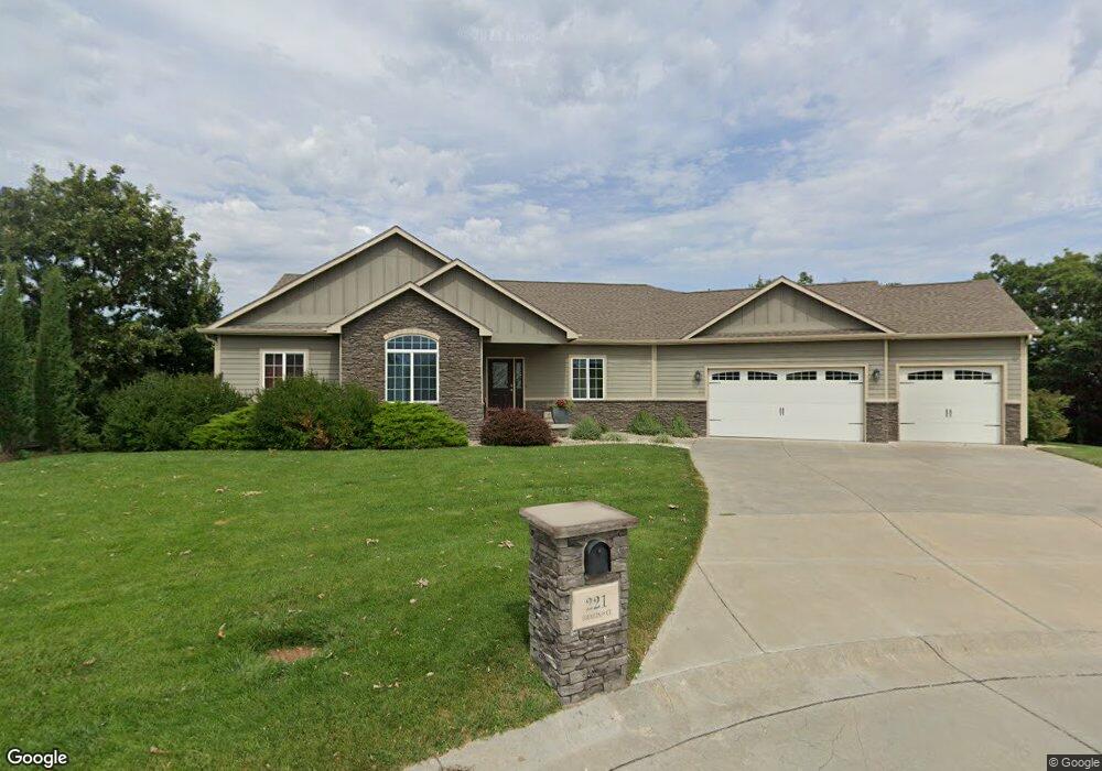 221 Fourwinds Ct, Manhattan, KS 66503 - photo 1