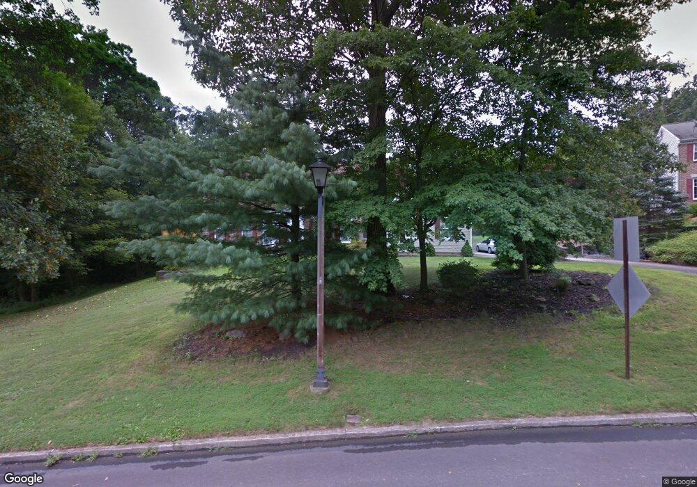 11 Wychwood Ln, Langhorne, PA 19047 - photo 1