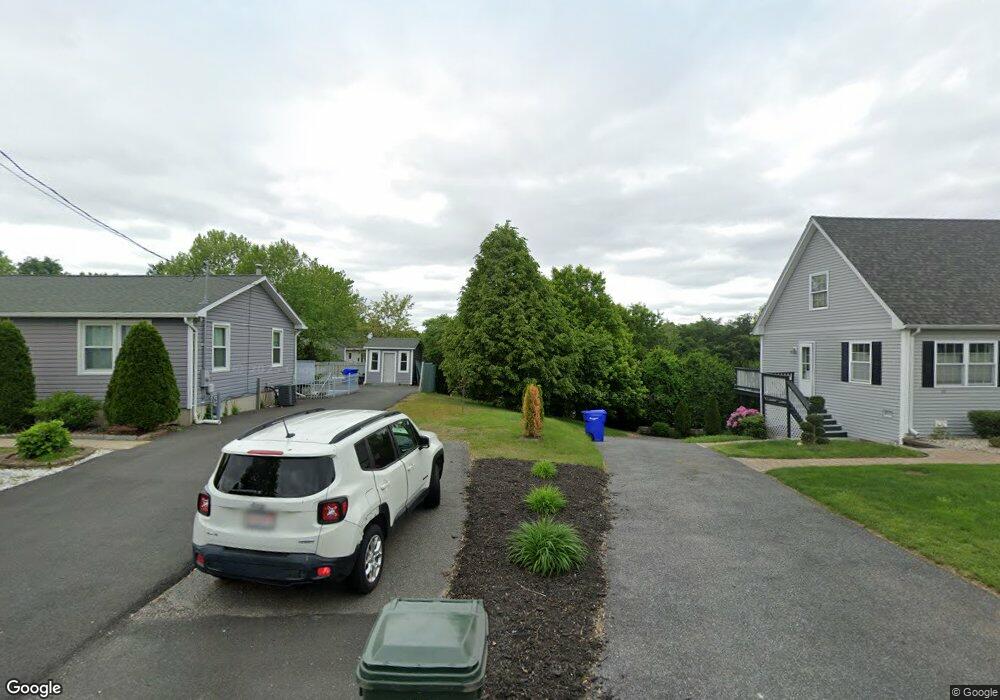 122 Arcadia Blvd, Springfield, MA 01118 - photo 1