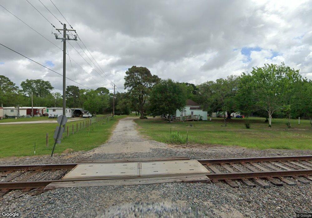 2817 Sycamore Ave, Bay City, TX 77414 - photo 1