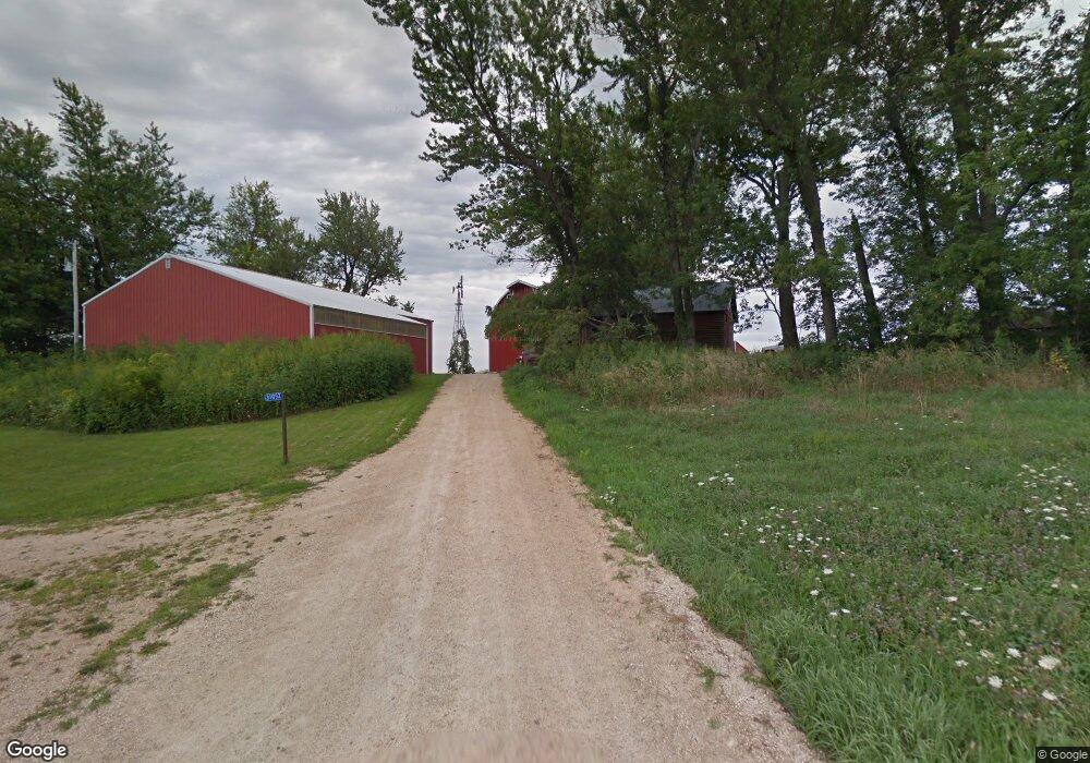 31066 W Pioneer Rd, La Crescent, MN 55947 - photo 1