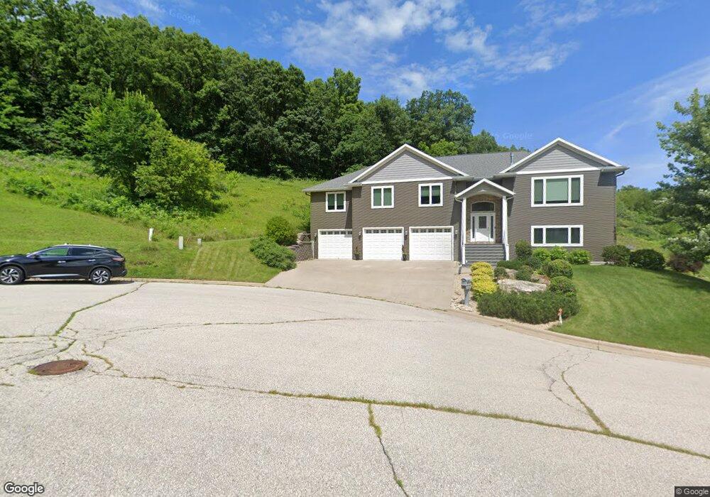 704 12th Ct, La Crescent, MN 55947 - photo 1