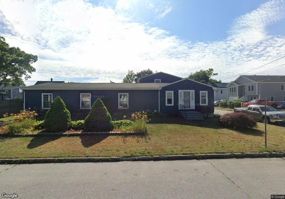 208 Brookdale Blvd, Pawtucket, RI 02861 - photo 1
