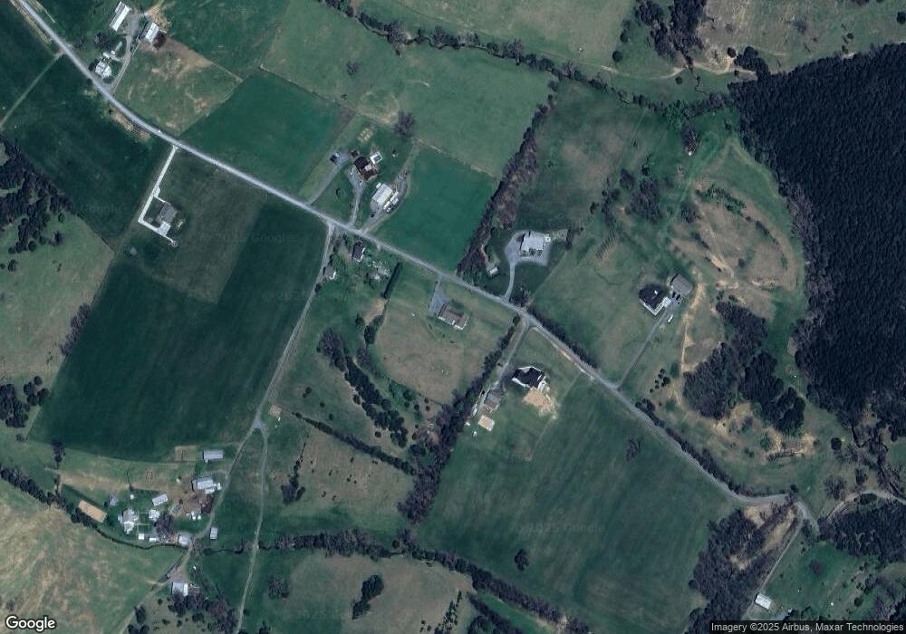 392 Bruebeck Ln, Strasburg, VA 22657 - photo 1