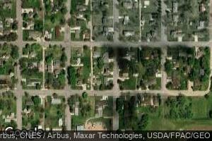 440 S 3rd St, Bird Island, MN 55310