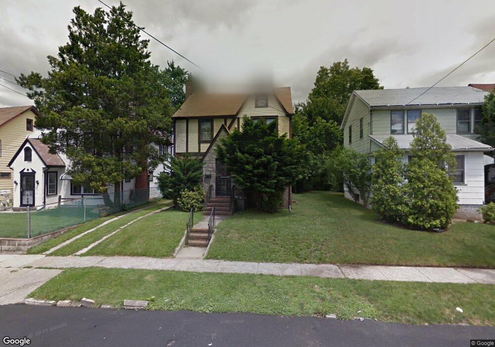 10019 203rd St, Hollis, NY 11423 - photo 1