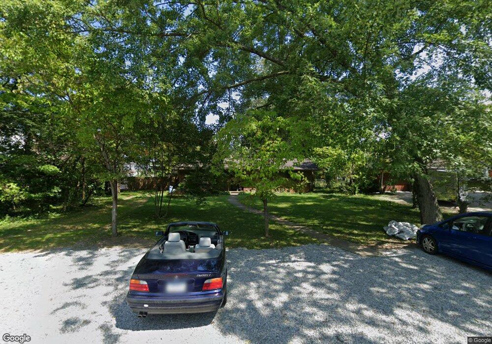 2575 Sycamore St, Columbus, IN 47201 - photo 1