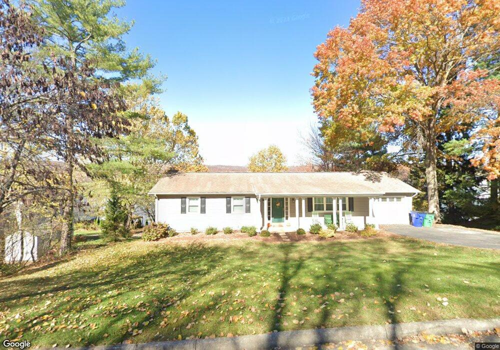 208 Primrose Dr, Blacksburg, VA 24060 - photo 1