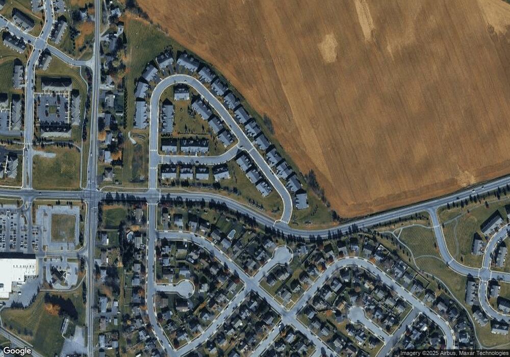 638 Springbrook Dr #38, Palmyra, PA 17078 - photo 1