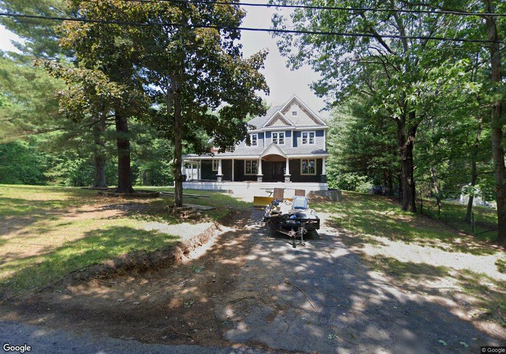 201 Clark St, Rochdale, MA 01542 - photo 1