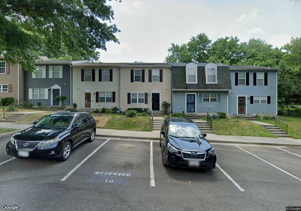 1010 Barnesbury Ct, Capitol Heights, MD 20743 - photo 1