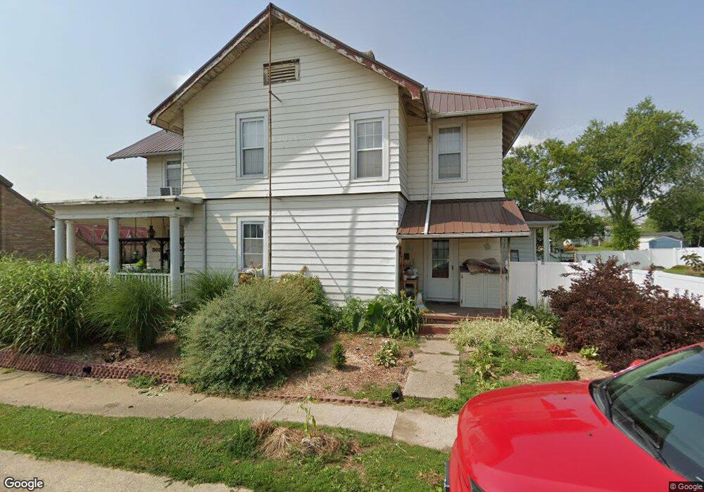 302 W 3rd St, Bicknell, IN 47512 - photo 1