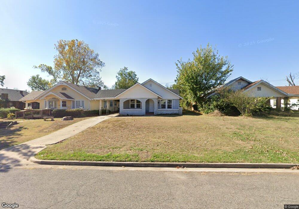 1426 N Park Ave, Shawnee, OK 74801 - photo 1