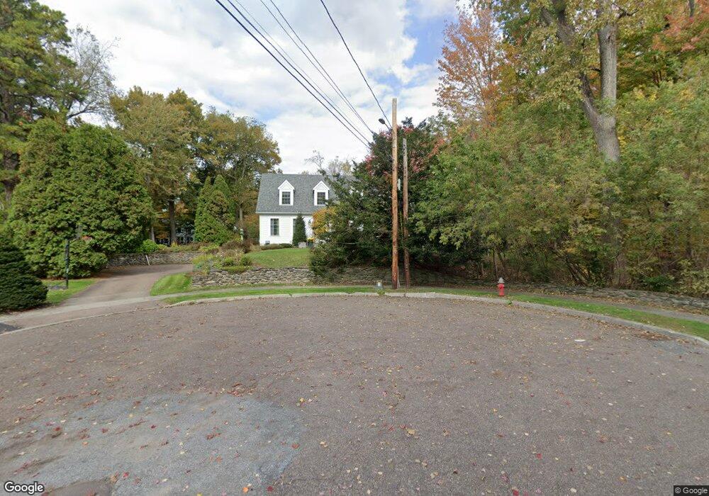 19 Maplewood Ln, Essex Junction, VT 05452 - photo 1