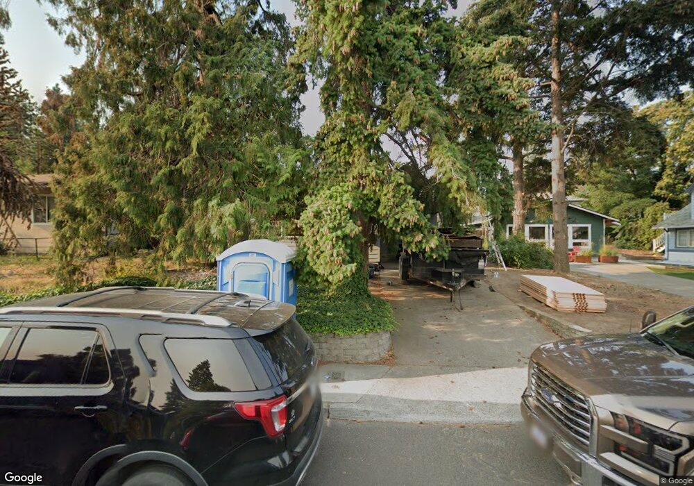 516 W 16th St, the Dalles, OR 97058 - photo 1