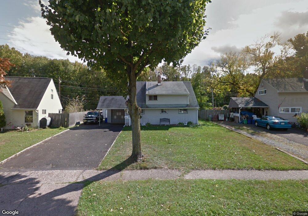 46 Ruby Ln, Levittown, PA 19055 - photo 1