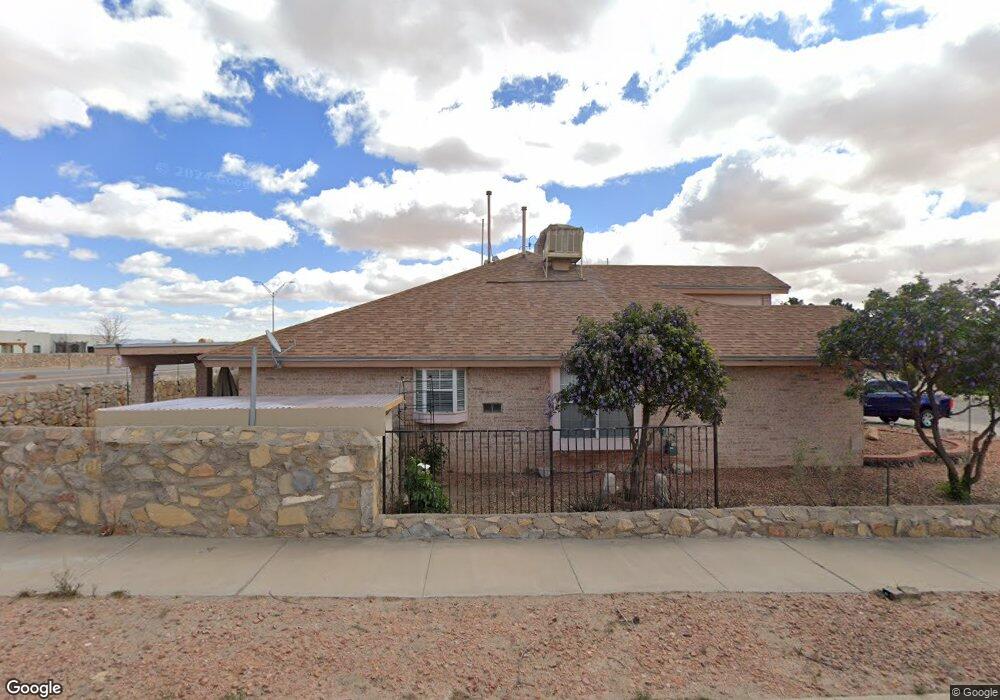 13813 Horizon Heights Cir unit 11, Horizon City, TX 79928 - photo 1