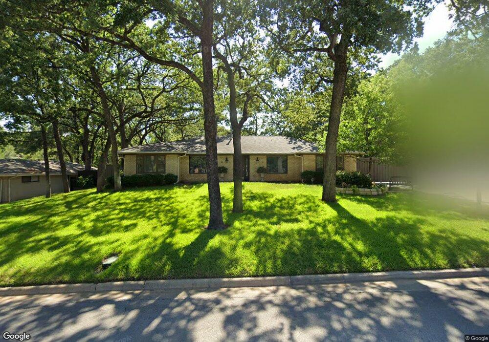 1300 Pebble Creek Dr, Euless, TX 76040 - photo 1