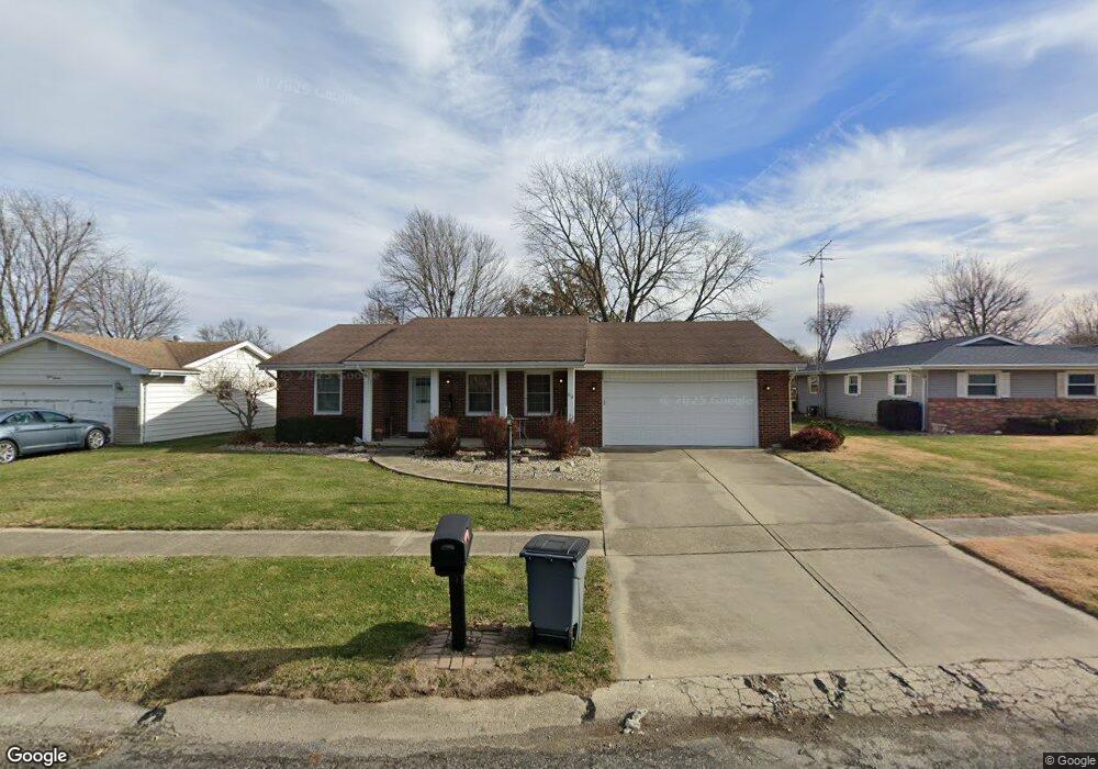 812 N 31st St, Mattoon, IL 61938 - photo 1