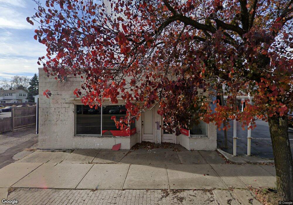 3010 S Cedar St, Lansing, MI 48910 - photo 1