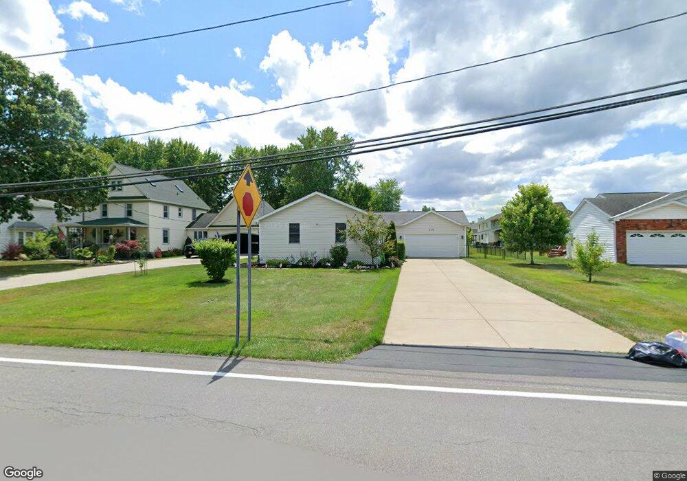 3174 Krueger Rd, North Tonawanda, NY 14120 - photo 1