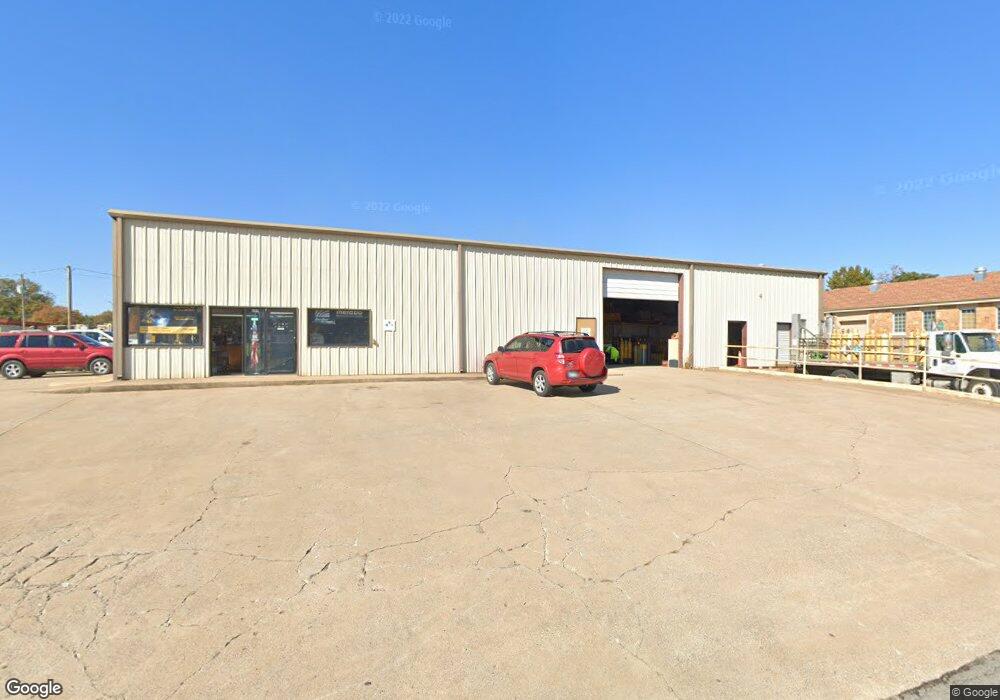 220 S Water Ave, Tahlequah, OK 74464 - photo 1