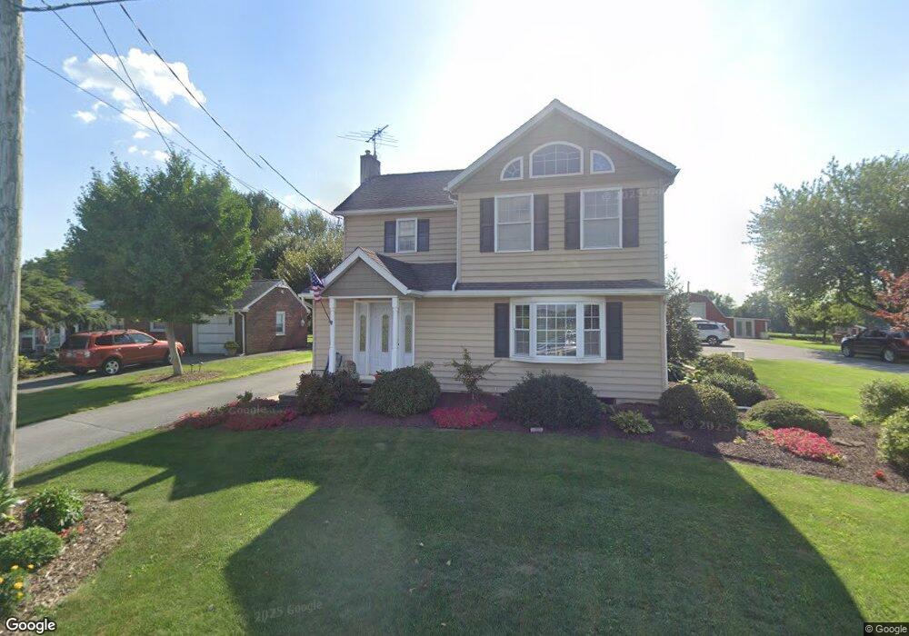 52 Brethren Church Rd, Leola, PA 17540 - photo 1