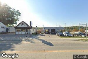 2765 N Center Point Rd, Cedar Rapids, IA 52411