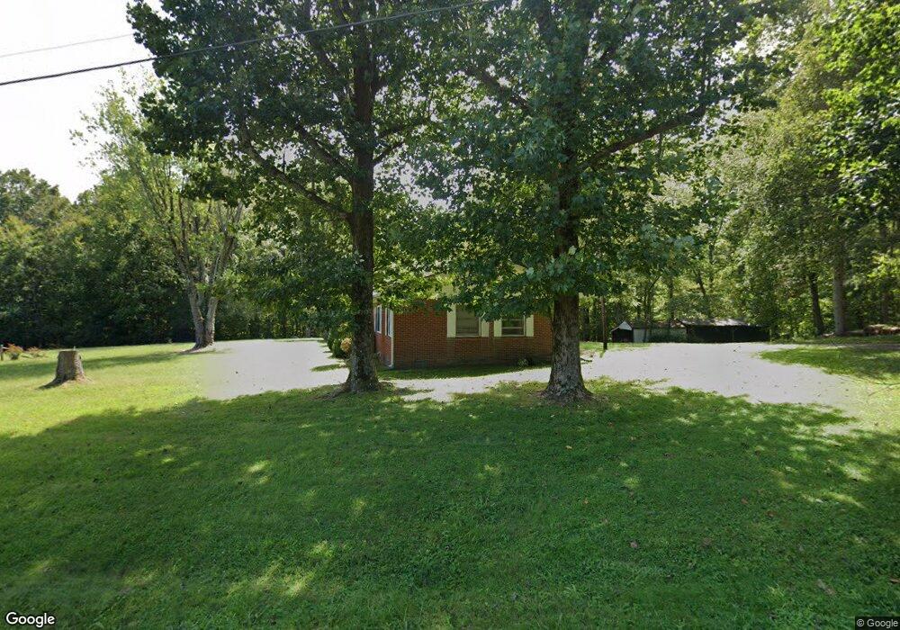 124 Cabin Dr, Linden, TN 37096 - photo 1