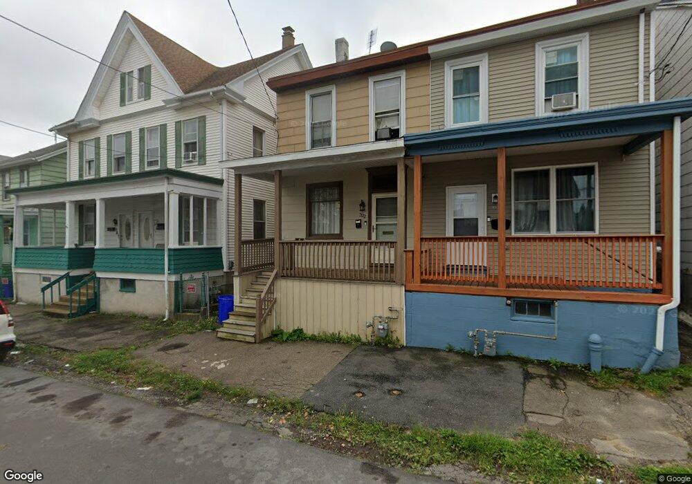 322 E Chestnut St, Hazleton, PA 18201 - photo 1
