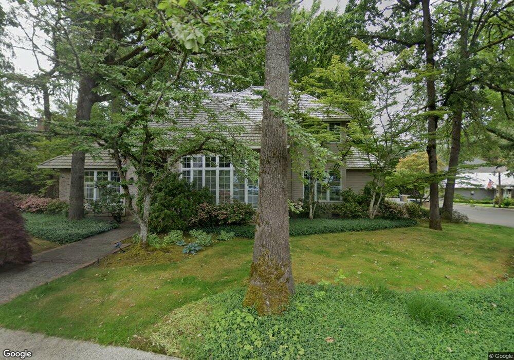 5790 Meridian Ct, Lake Oswego, OR 97035 - photo 1