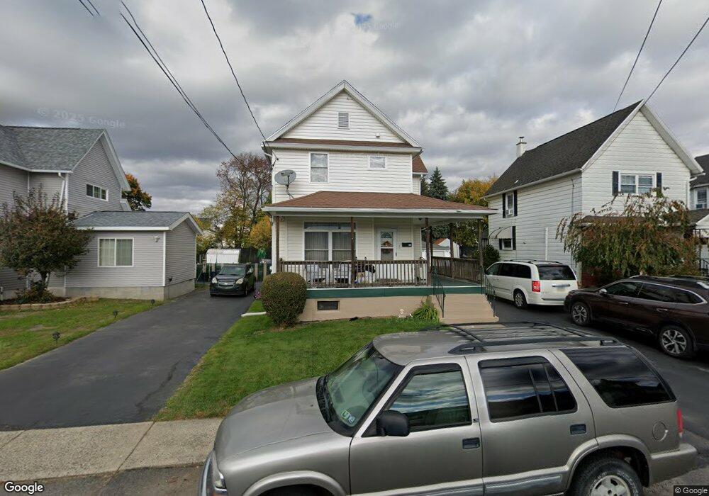 617 Throop St, Dunmore, PA 18512 - photo 1