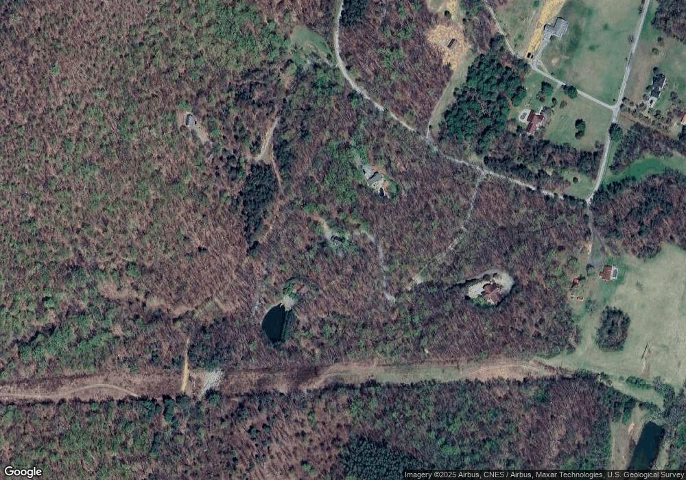 142 Go Away Ln, Berkeley Springs, WV 25411 - photo 1