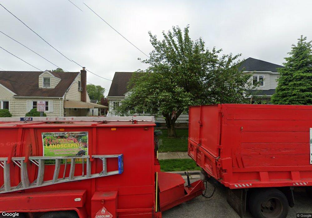 508 Birch St, West Hempstead, NY 11552 - photo 1