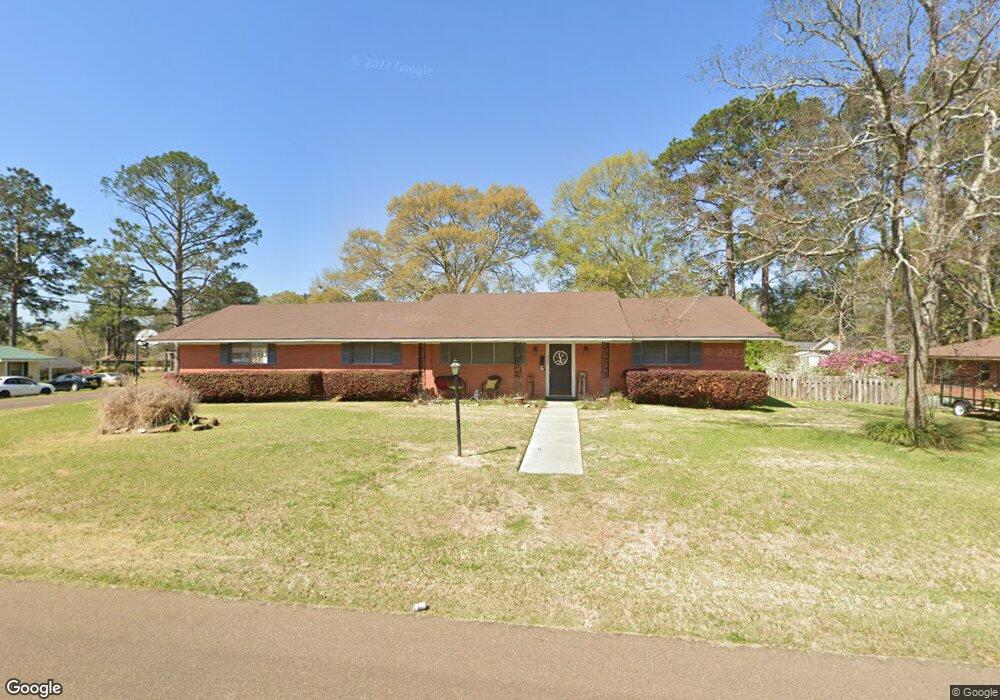 228 Sinclair St, McComb, MS 39648 - photo 1